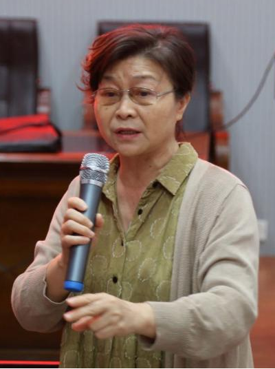 女子足球