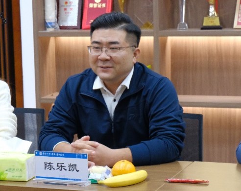 女子足球