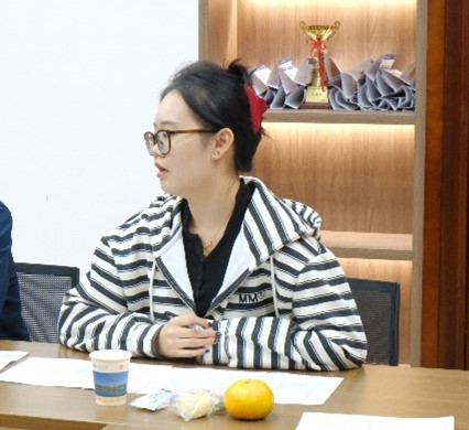 女子足球