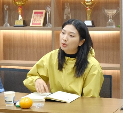 女子足球